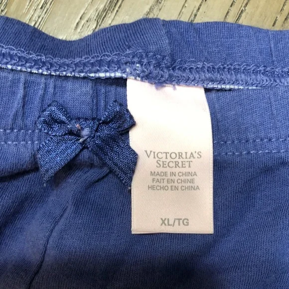 VS pajama set - Picture 8 of 8